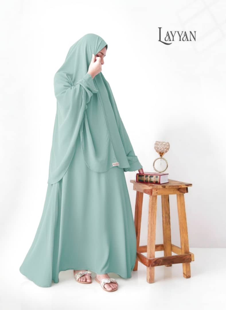 Hajj Abaya - light turquoise floral – LAYYAN COLLECTION